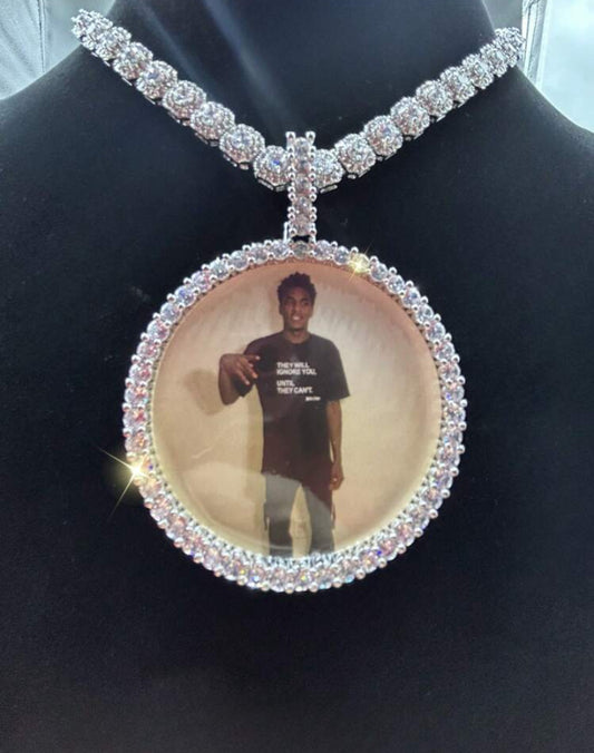 Jumbo Picture Pendant